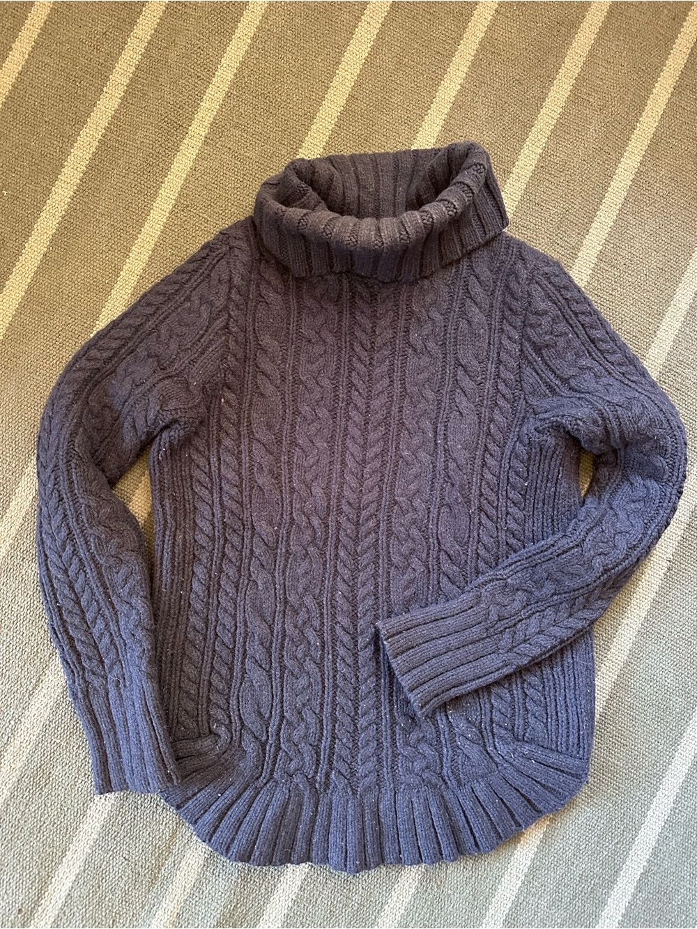 Duluth Trading Co Navy Cable-Knit Turtleneck Sweater